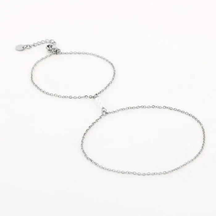 Zilveren handketting met parels